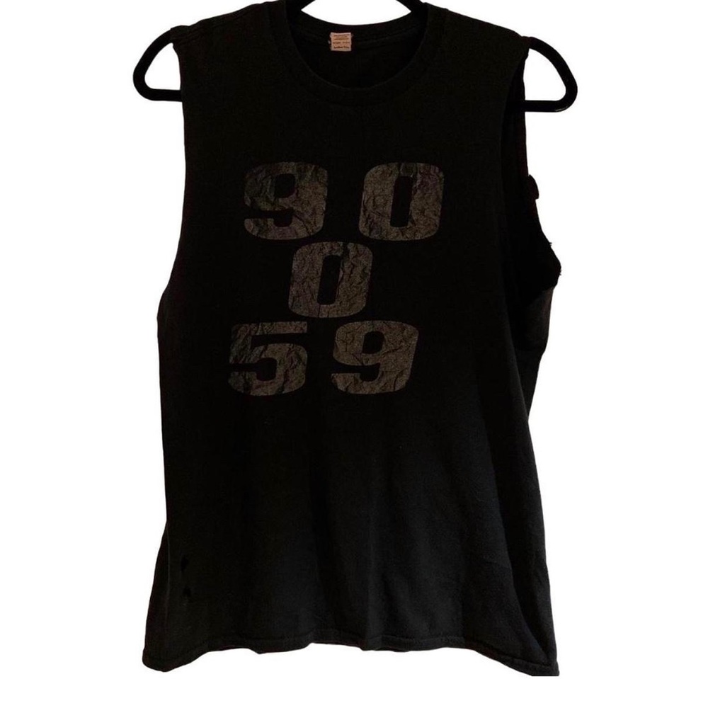 Muscle Tee - Picture 2 of 3